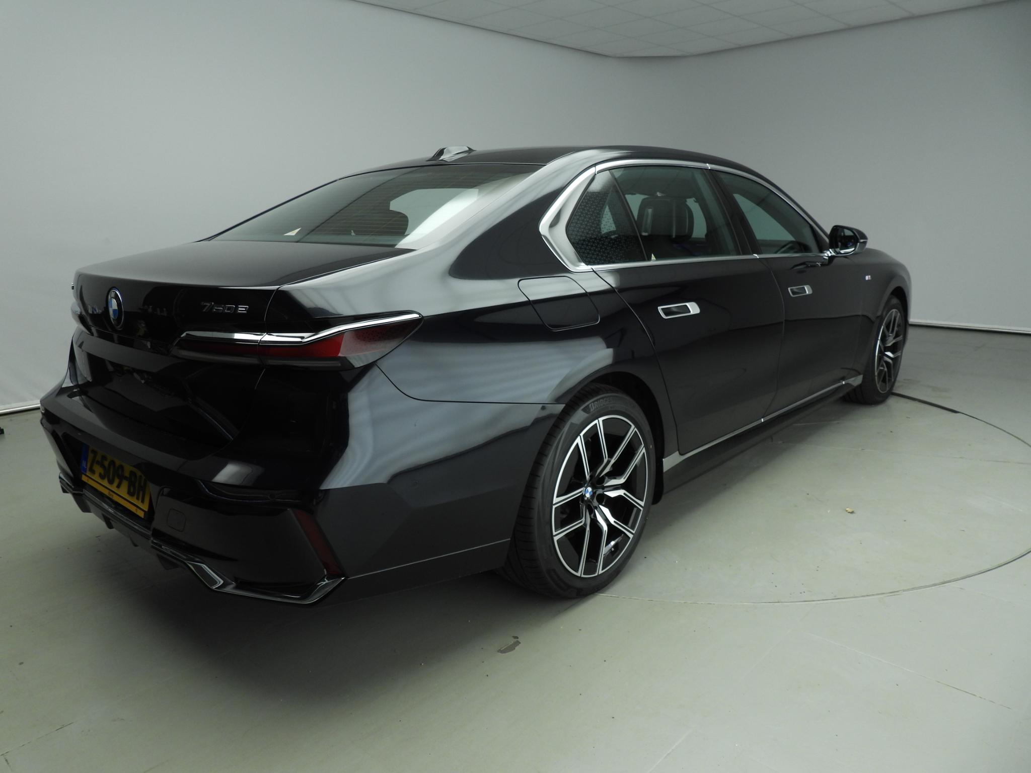 BMW 7 Serie 750e xDrive - Afbeelding 2