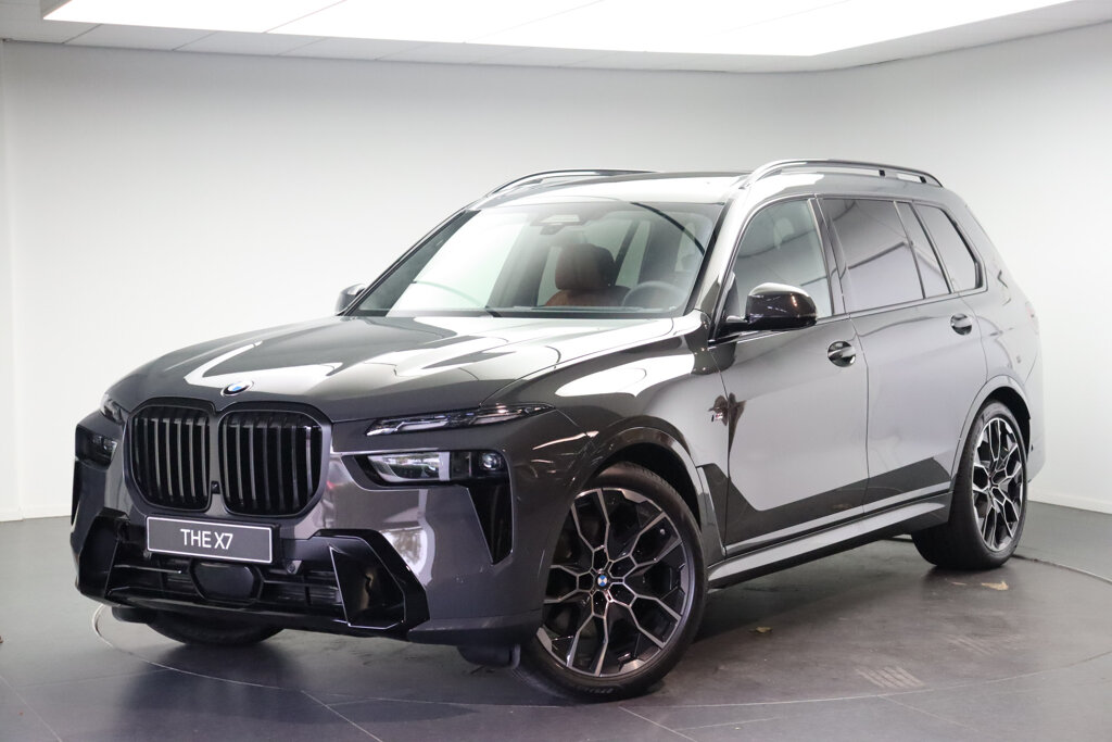 BMW X7 1