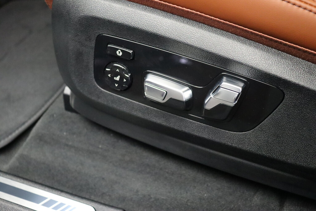 BMW X7 14