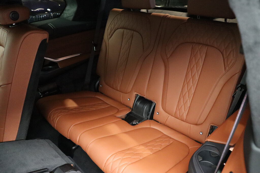 BMW X7 27