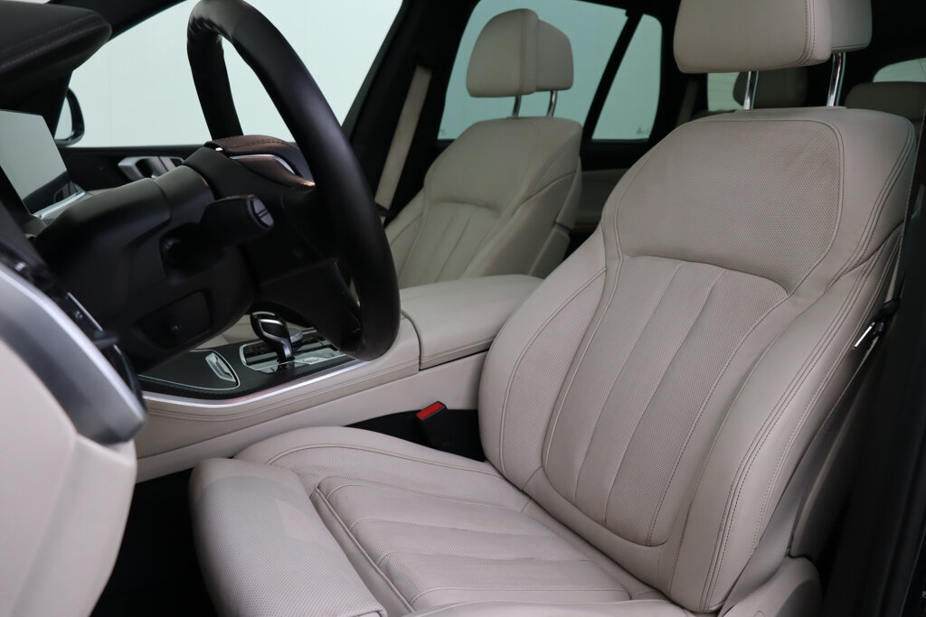 BMW X5 8