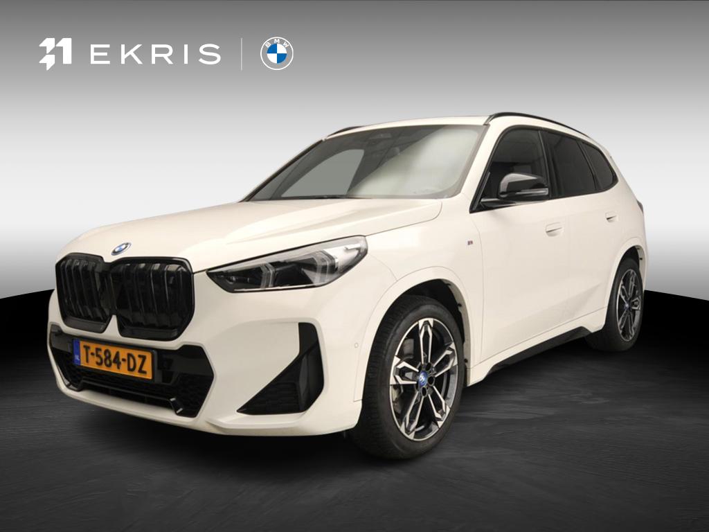 BMW iX1 xDrive30 - Afbeelding 1