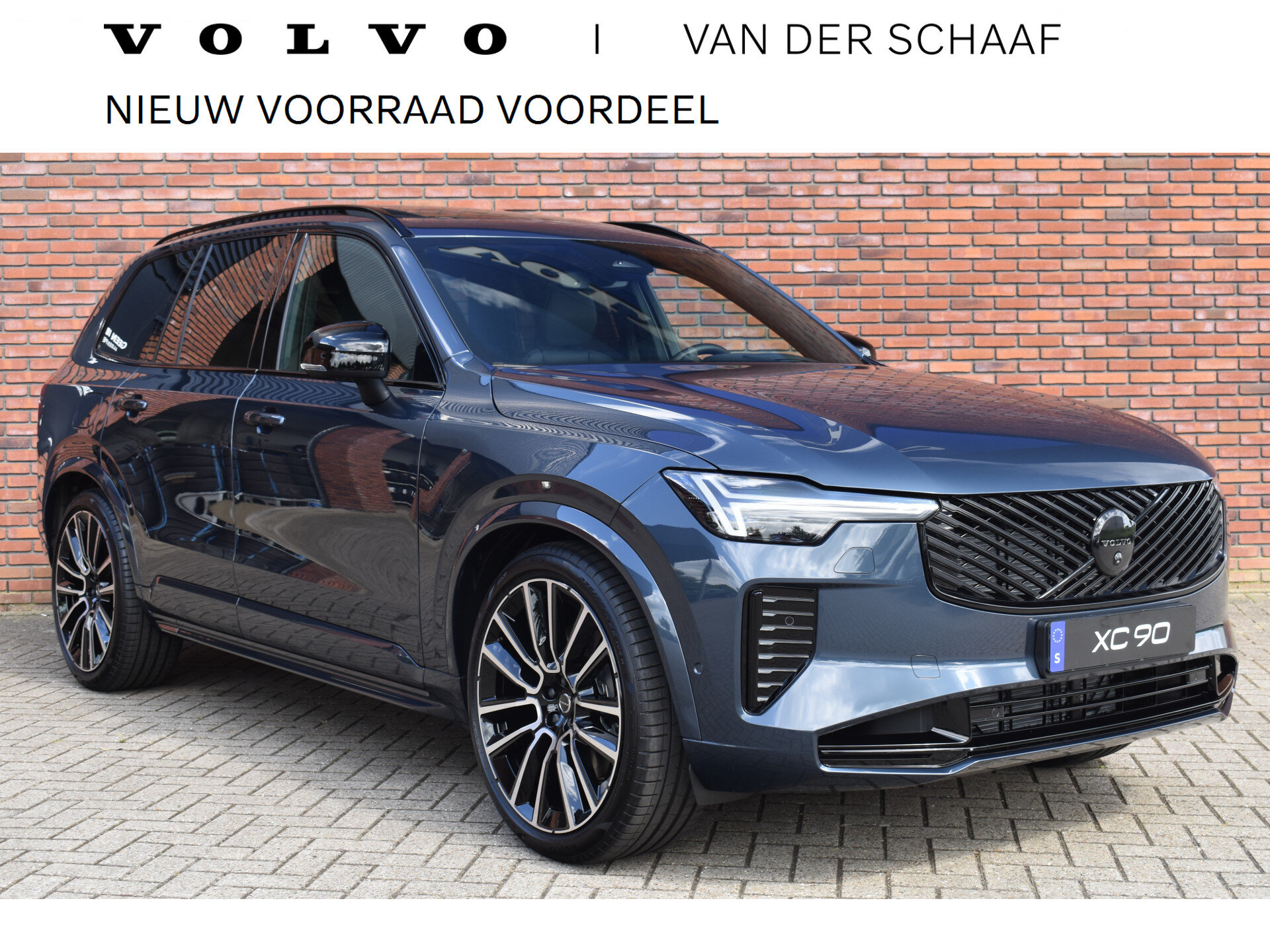 Volvo XC90 T8 406PK Plug-in hybrid AWD Ultra Black Edition Executive