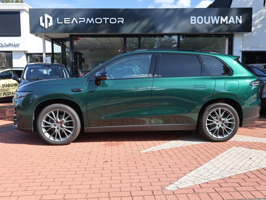 Leapmotor C10 Hybrid EV REEV 28,4 kWh 215PK Automaat Design NIEUW, Rijklaarprijs | 360 Camera | Stoelventilatie + verwarming | Stuurwielverwarming | Navigatie | DAB+ Tuner - Afbeelding 2