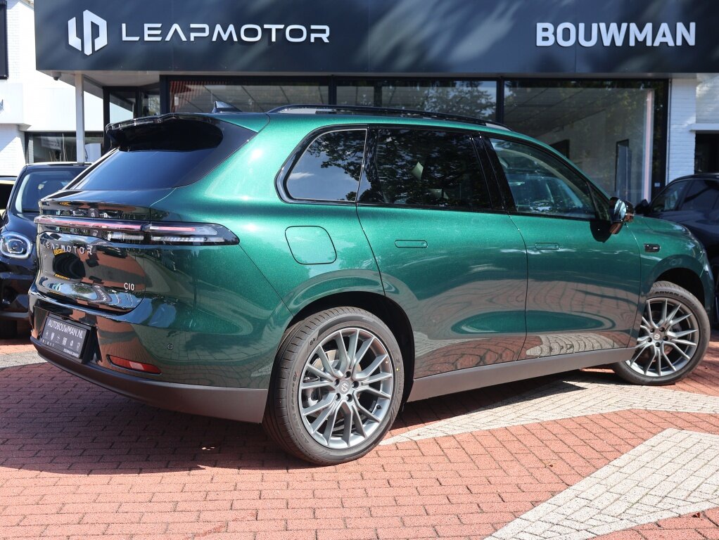 Leapmotor C10 Hybrid EV REEV 28,4 kWh 215PK Automaat Design NIEUW, Rijklaarprijs | 360 Camera | Stoelventilatie + verwarming | Stuurwielverwarming | Navigatie | DAB+ Tuner - Afbeelding 4