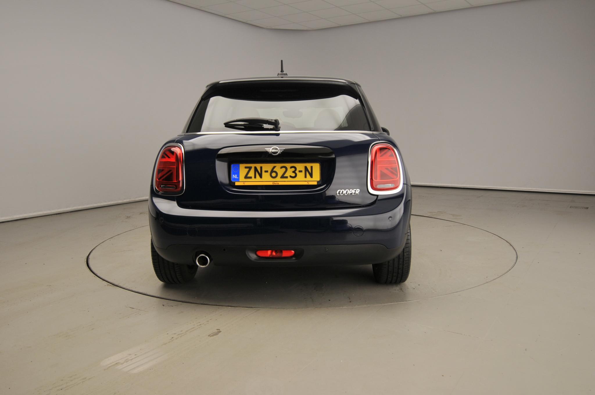MINI 5-Deurs 1.5 Cooper 60 Years Edition - Afbeelding 4