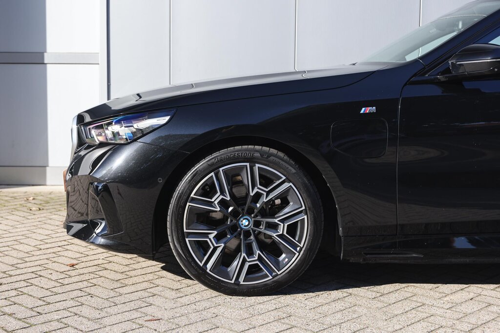 BMW 5 Serie 4