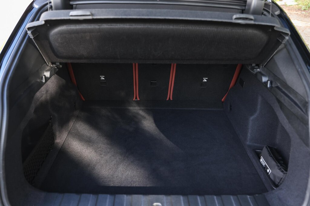 BMW iX2 31