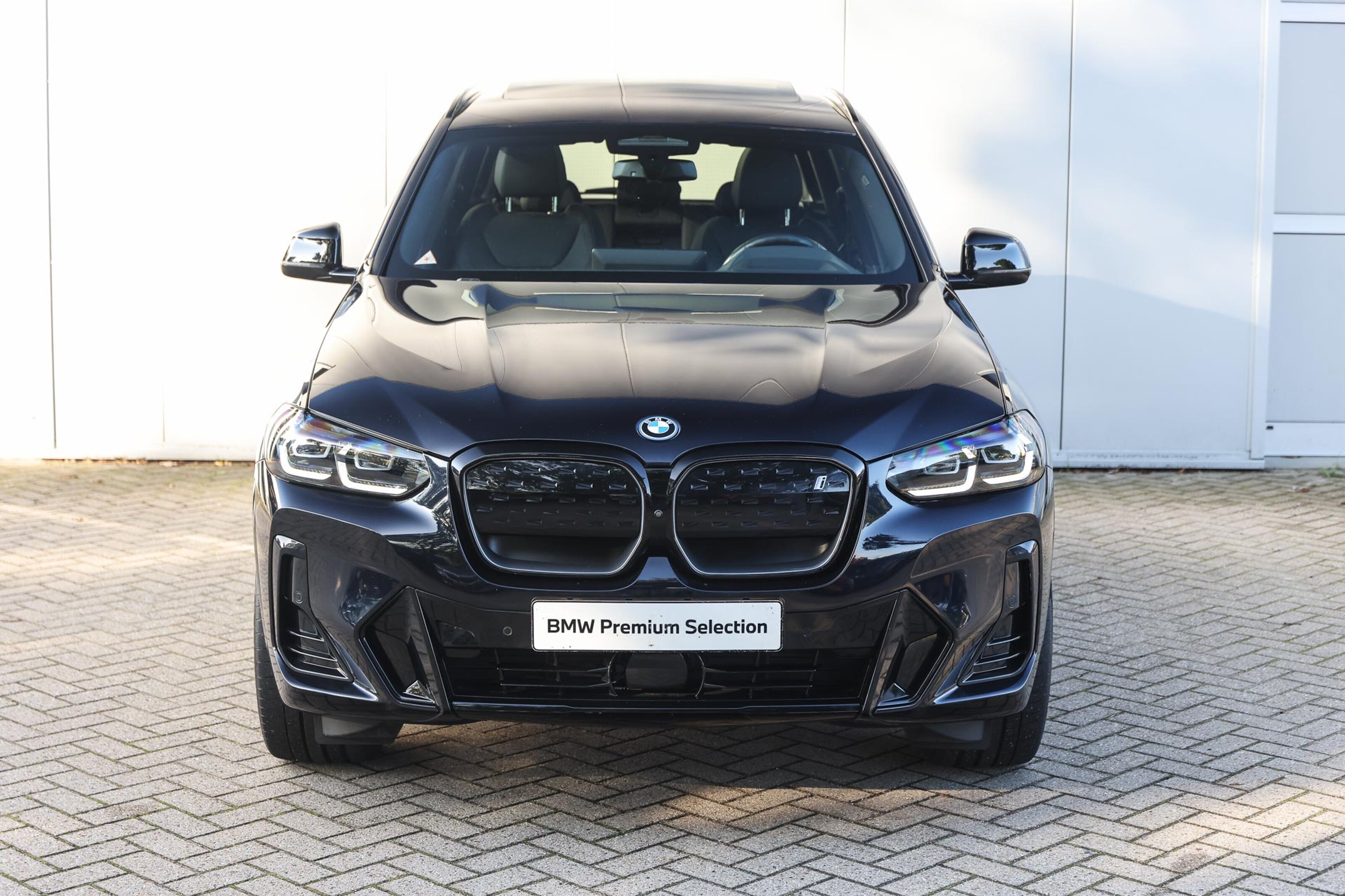 BMW iX3 6