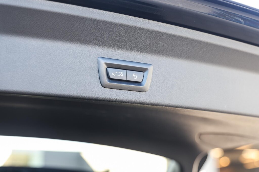 BMW iX3 39