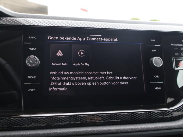 Apple Carplay/Android Auto