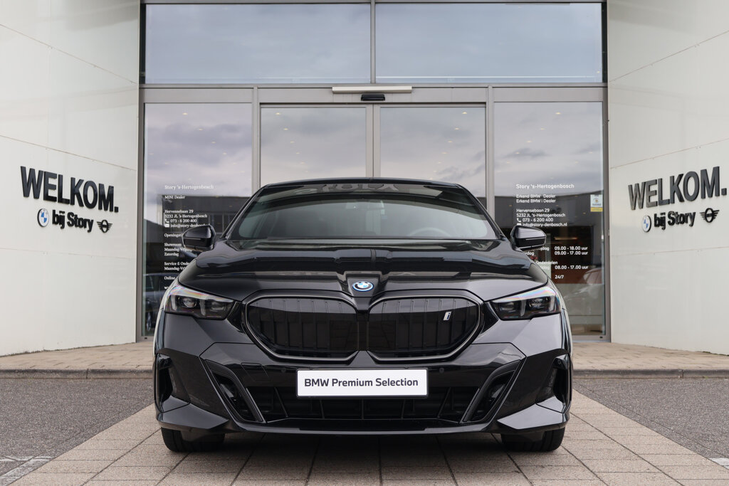 BMW i5 3