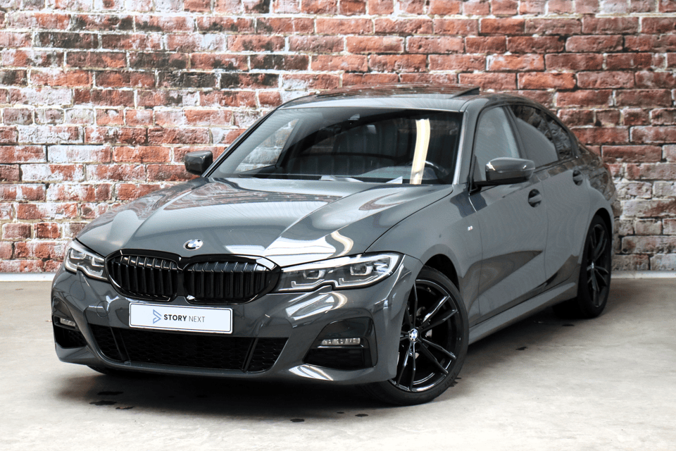 BMW 3 Serie 320i High Executive M Sport Pakket Automaat - Afbeelding 1