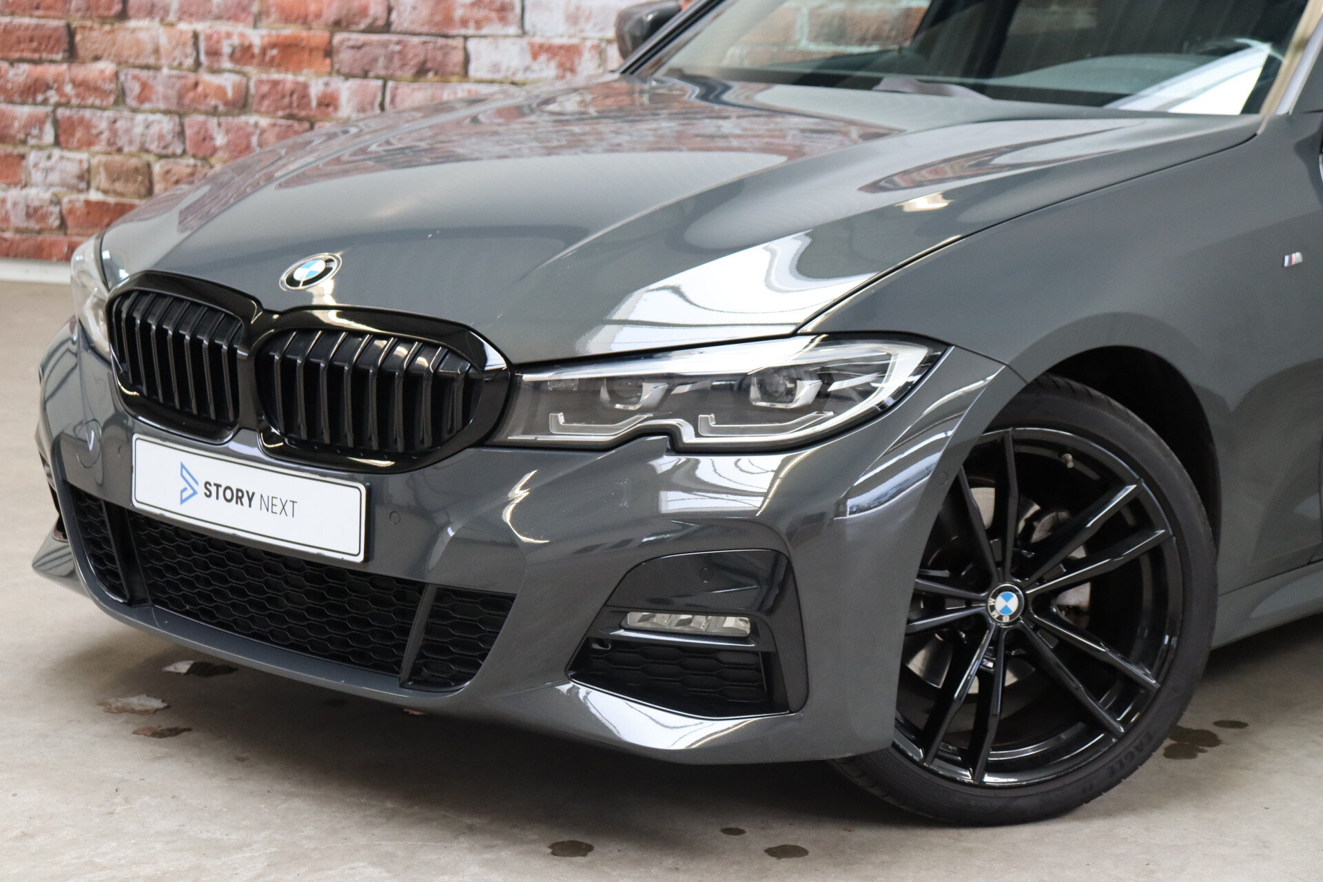 BMW 3 Serie 320i High Executive M Sport Pakket Automaat - Afbeelding 2