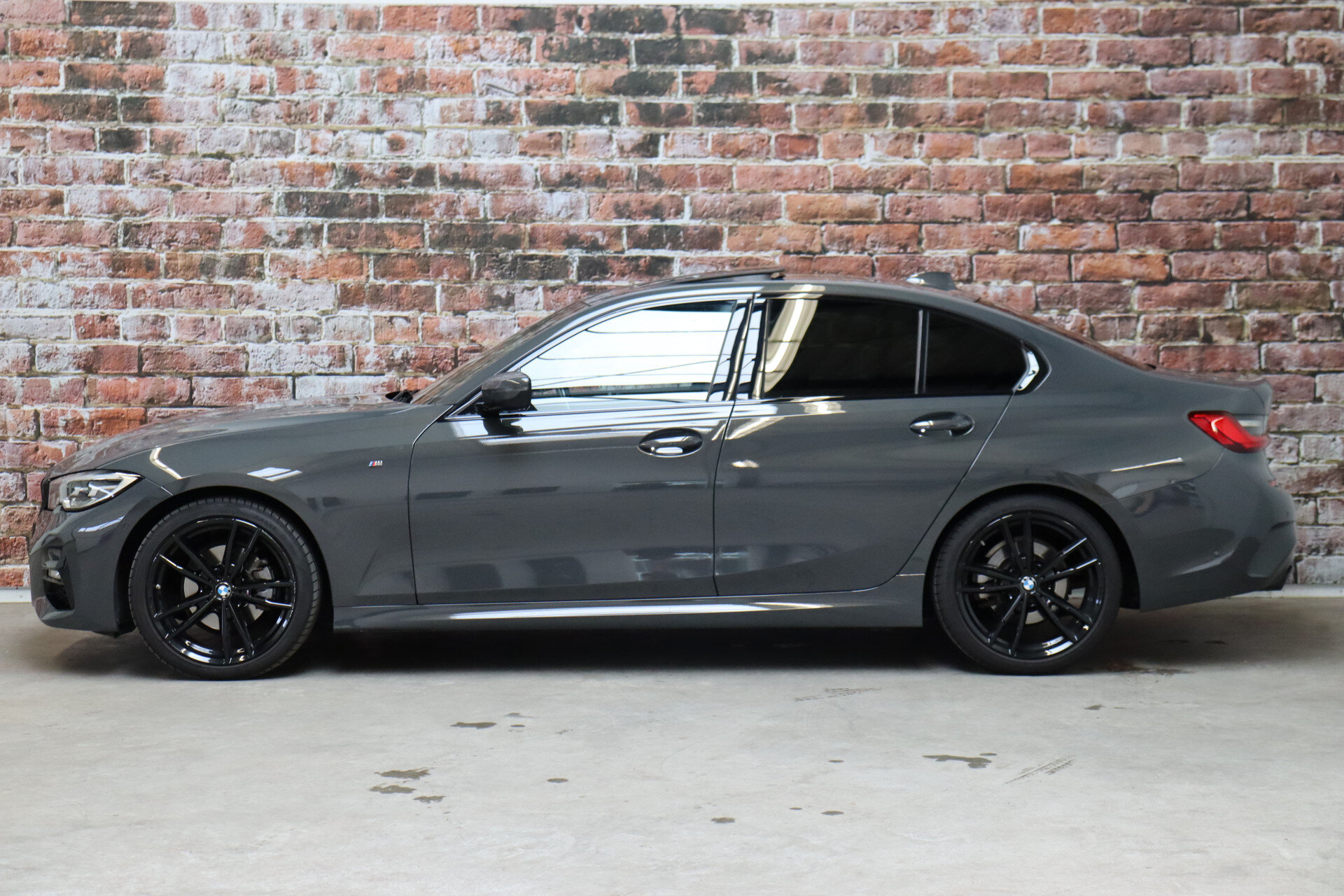 BMW 3 Serie 320i High Executive M Sport Pakket Automaat - Afbeelding 3