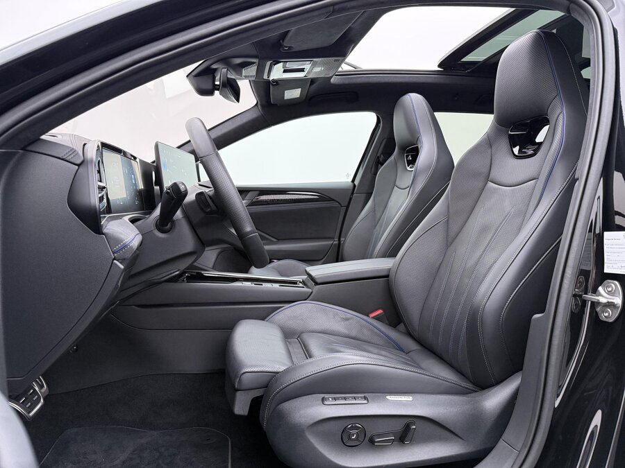 Volkswagen Passat Variant 1.5 eHybrid R-Line