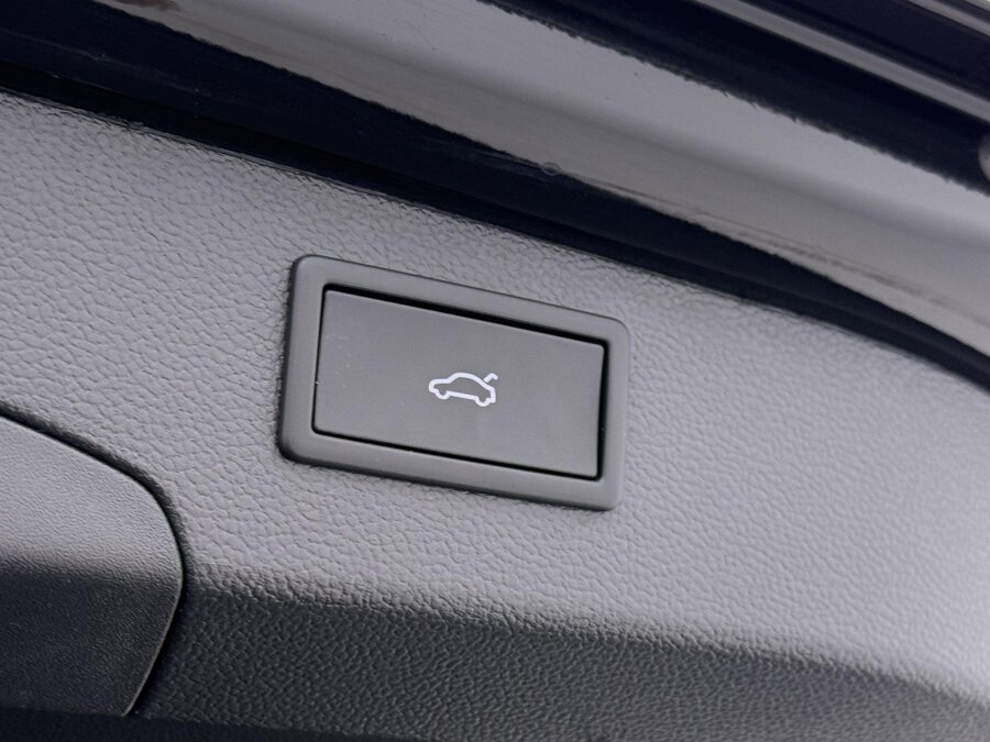 Volkswagen Passat Variant 1.5 eHybrid R-Line