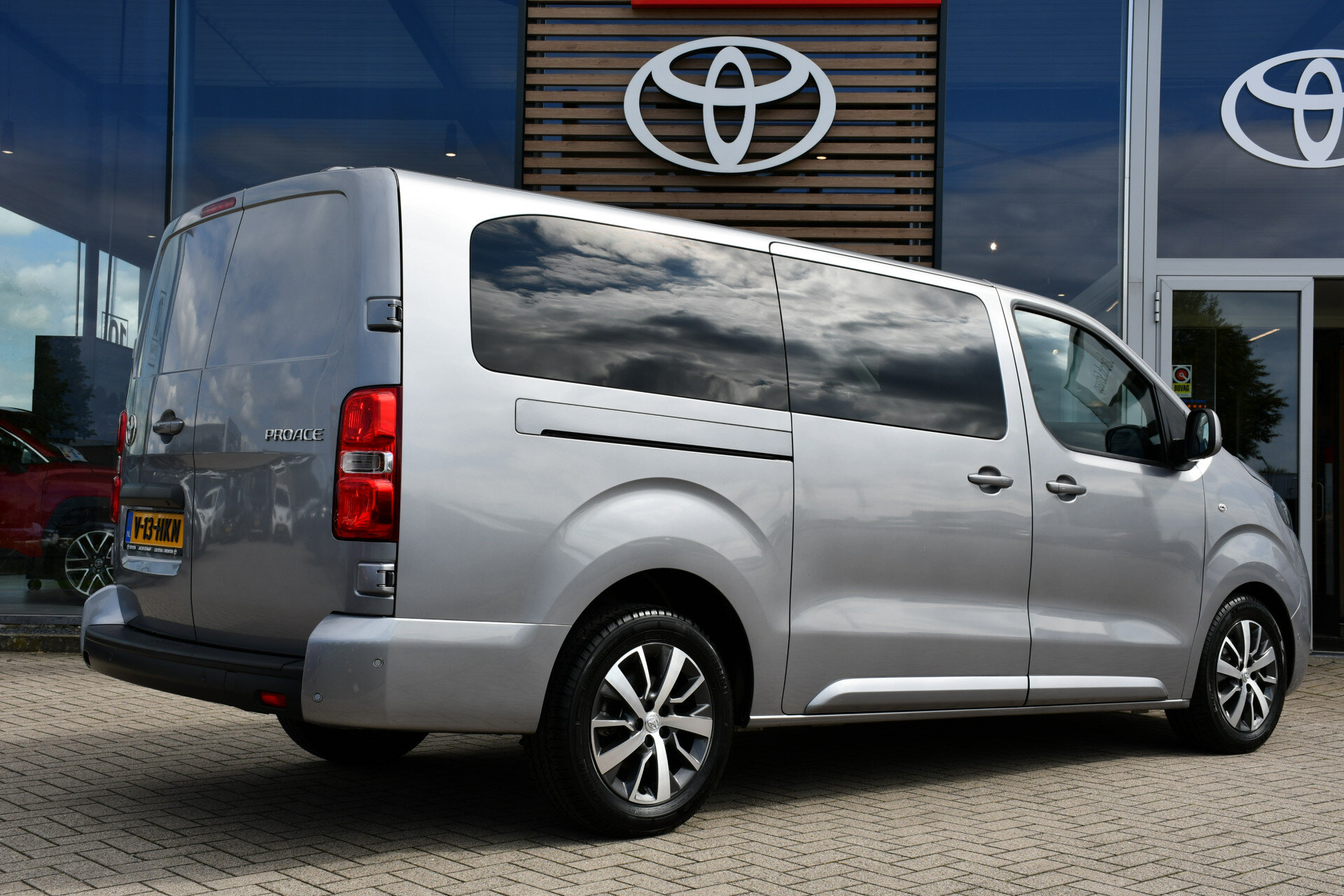 Toyota ProAce Worker 2.0 D-4D Professional DC Automaat 177pk - Afbeelding 4