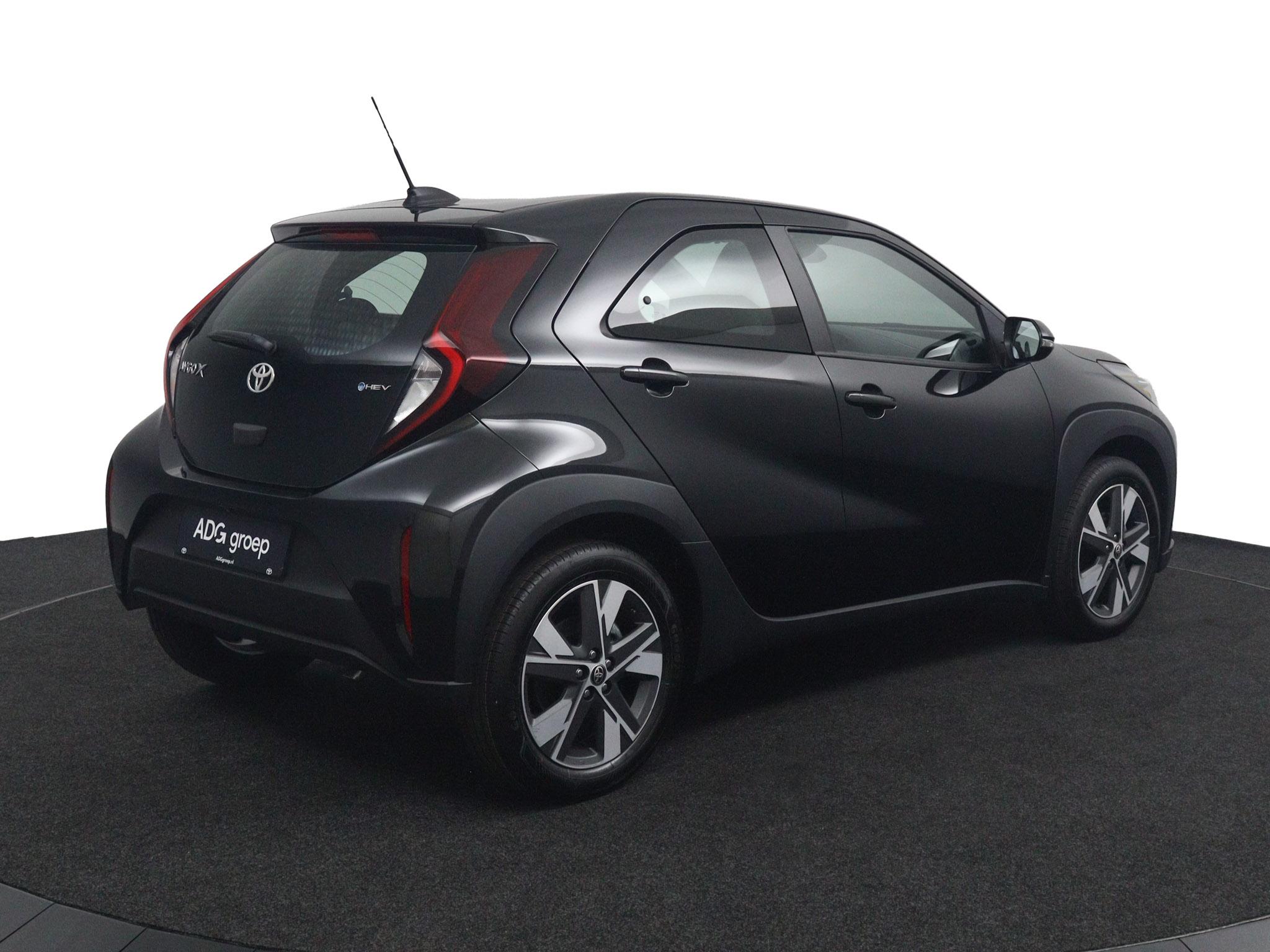 Toyota Aygo X Hybrid 115 play - Afbeelding 2