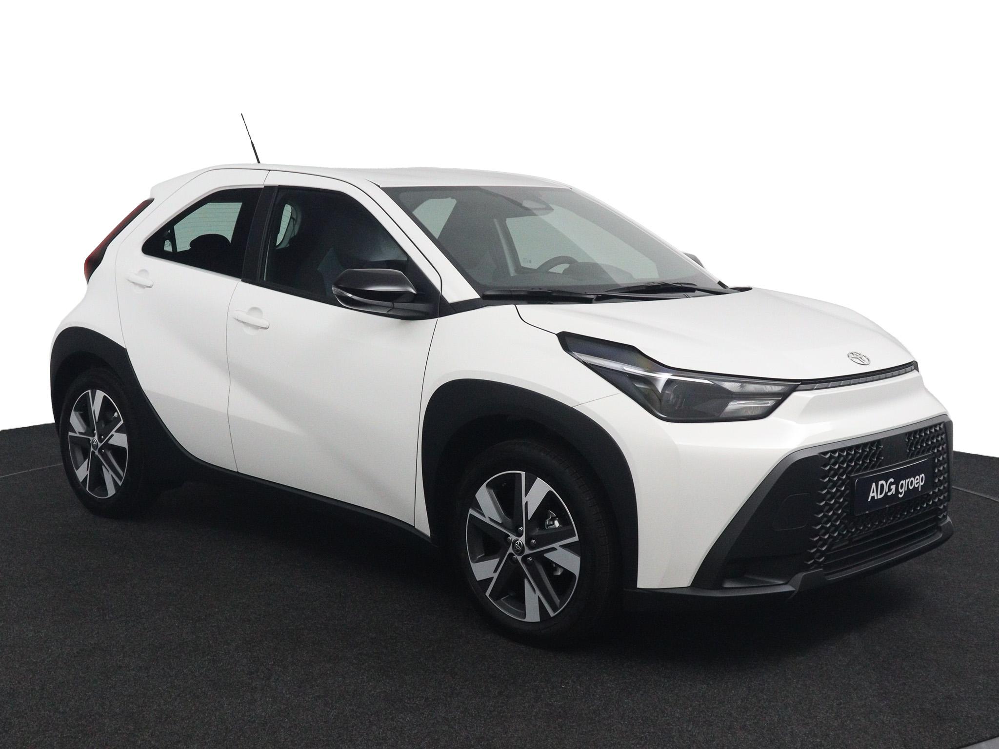 Toyota Aygo X Hybrid 115 play - Afbeelding 3