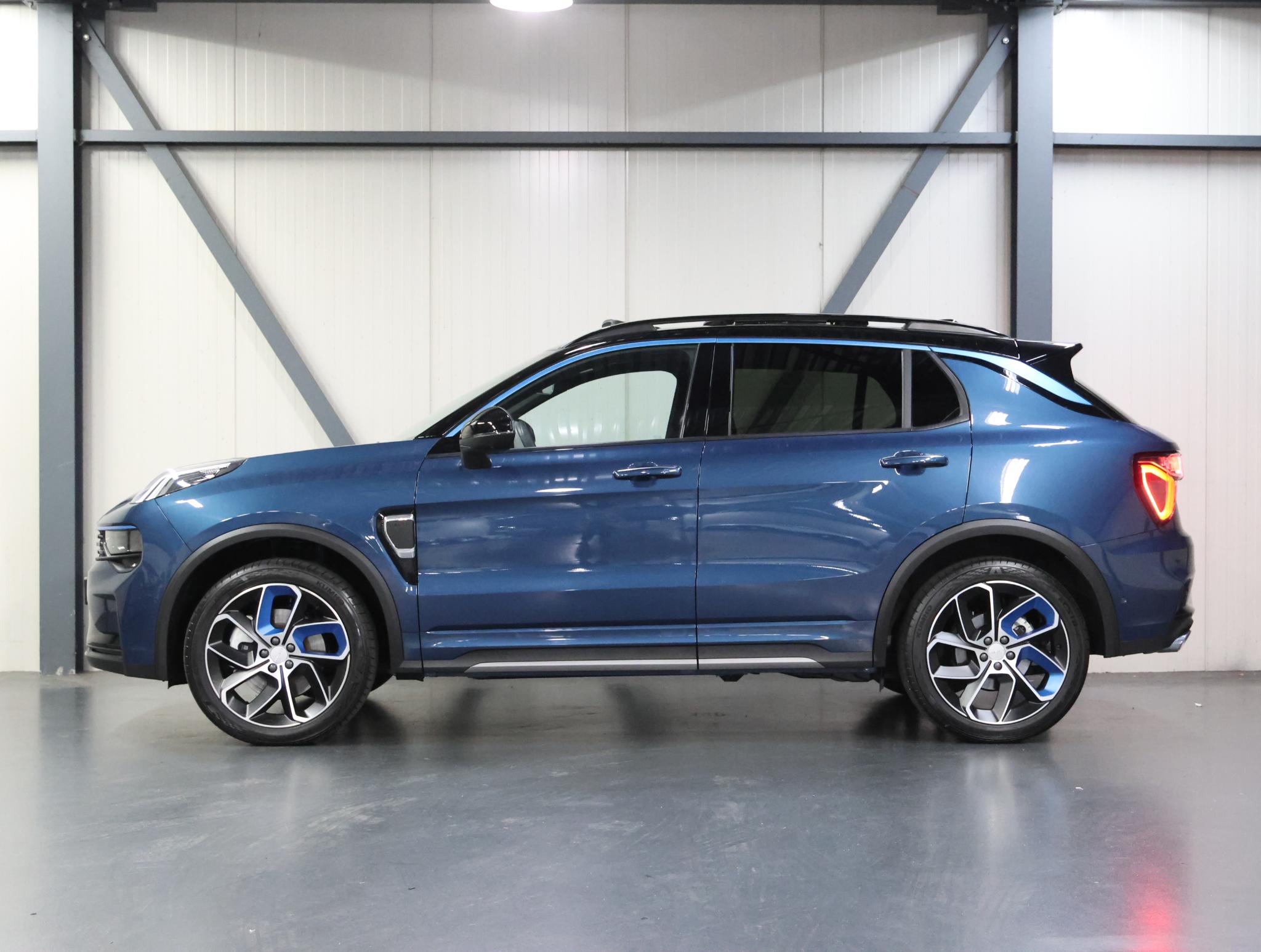 Lynk & Co 01 1.5 260PK Plug-in Hybrid - Afbeelding 2