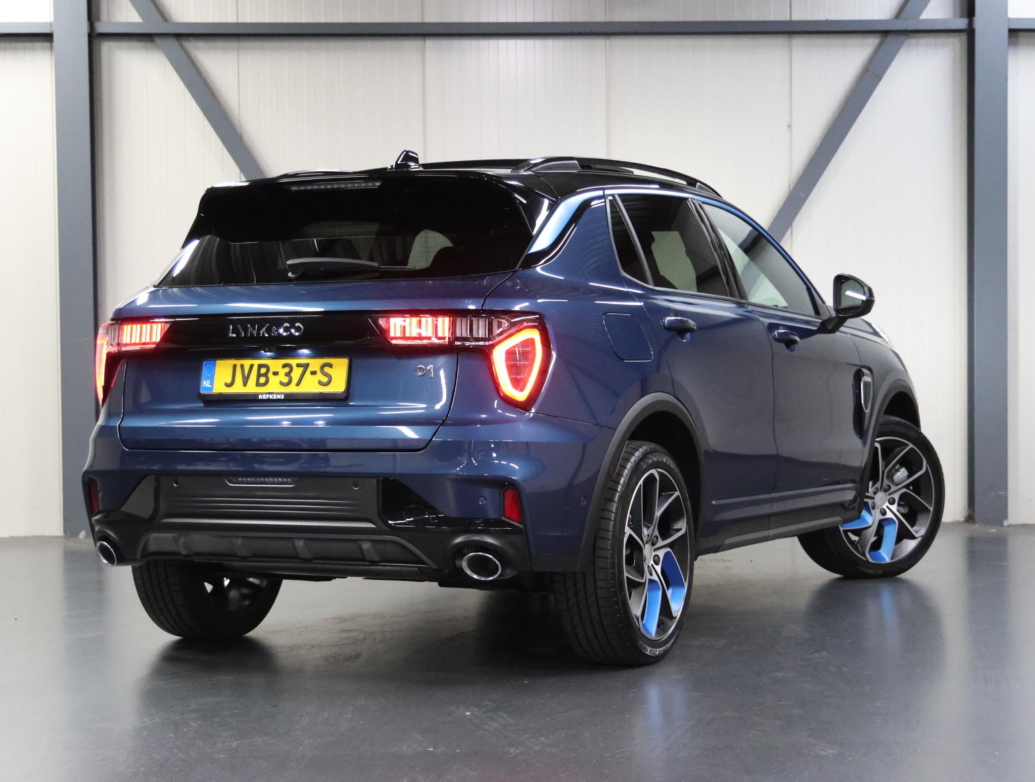 Lynk & Co 01 1.5 260PK Plug-in Hybrid - Afbeelding 3