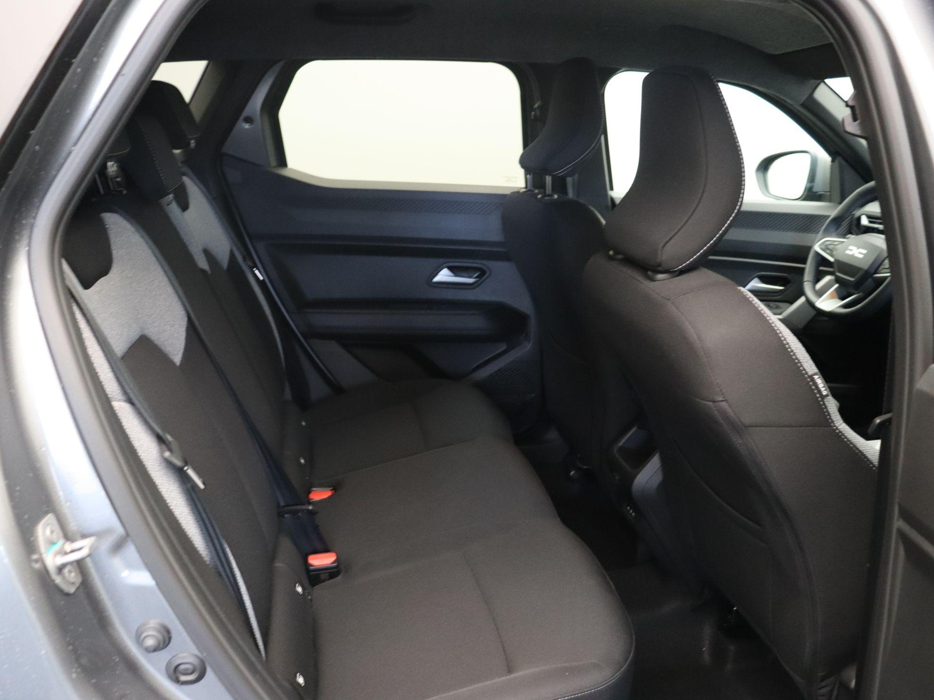 Dacia Duster hybrid 155pk Journey - Afbeelding 9