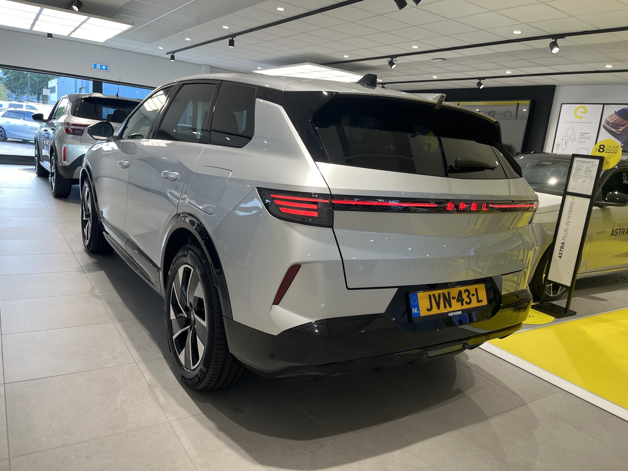 Opel Grandland Electric Business Edition 73 kWh - Afbeelding 3
