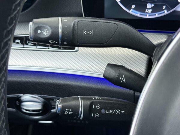 cruise control adaptief met Stop&Go en stuurhulp cruise control adaptief met Stop&Go en stuurhulp