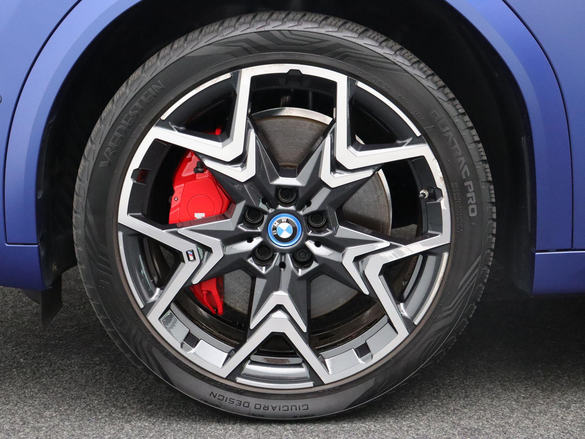 BMW iX2