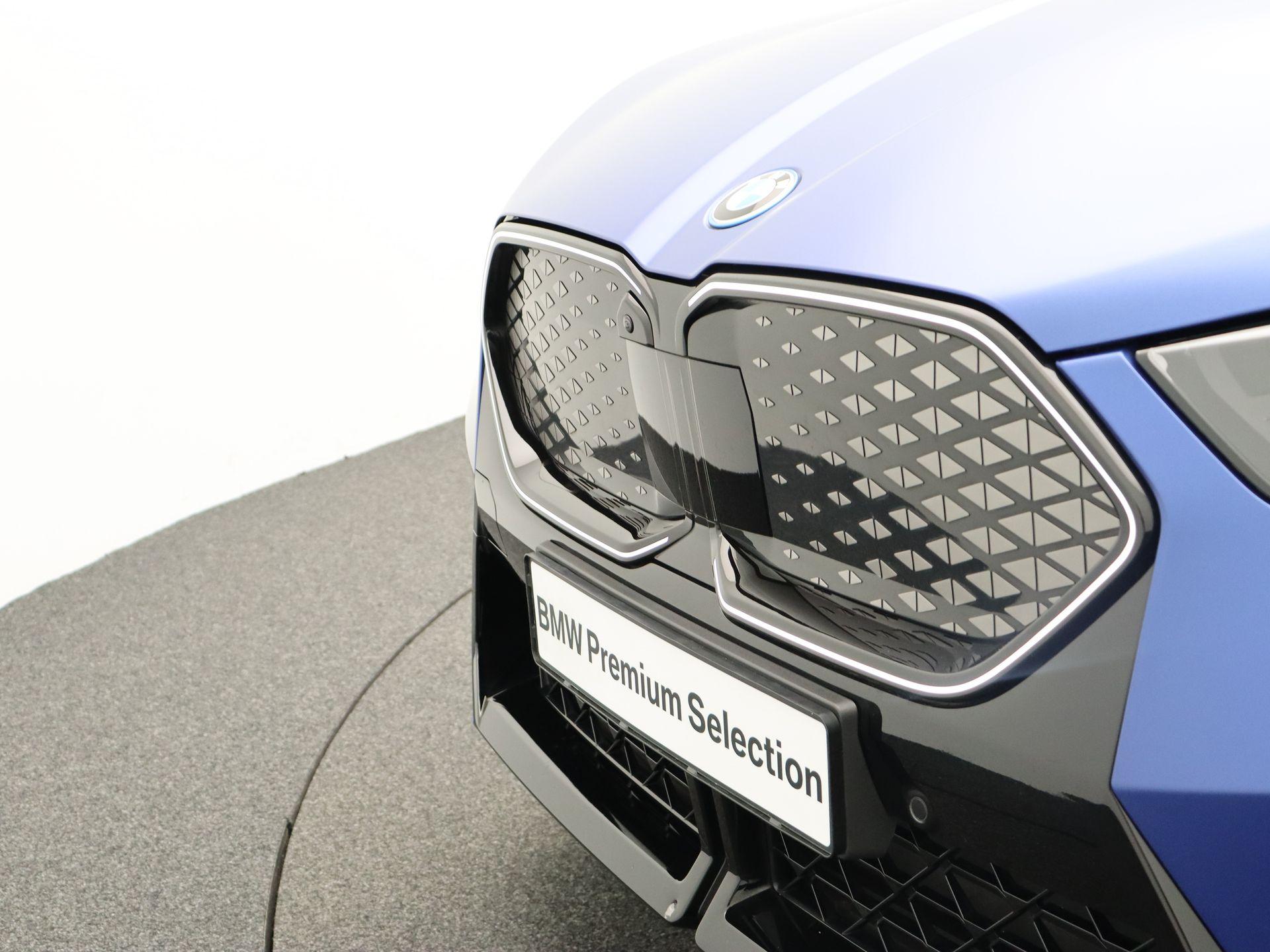 BMW iX2
