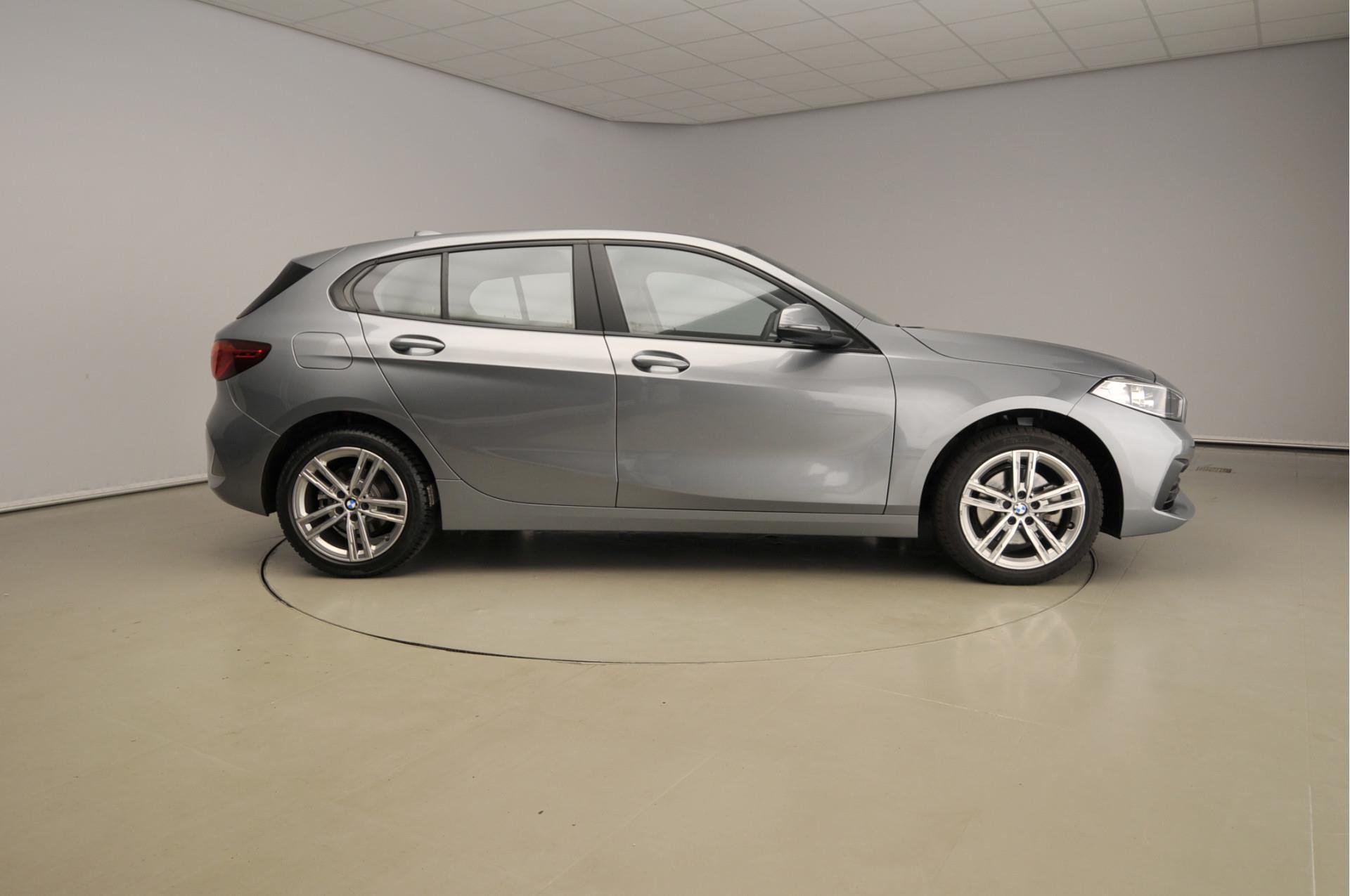 BMW 1 Serie 5-deurs 118i - Afbeelding 4