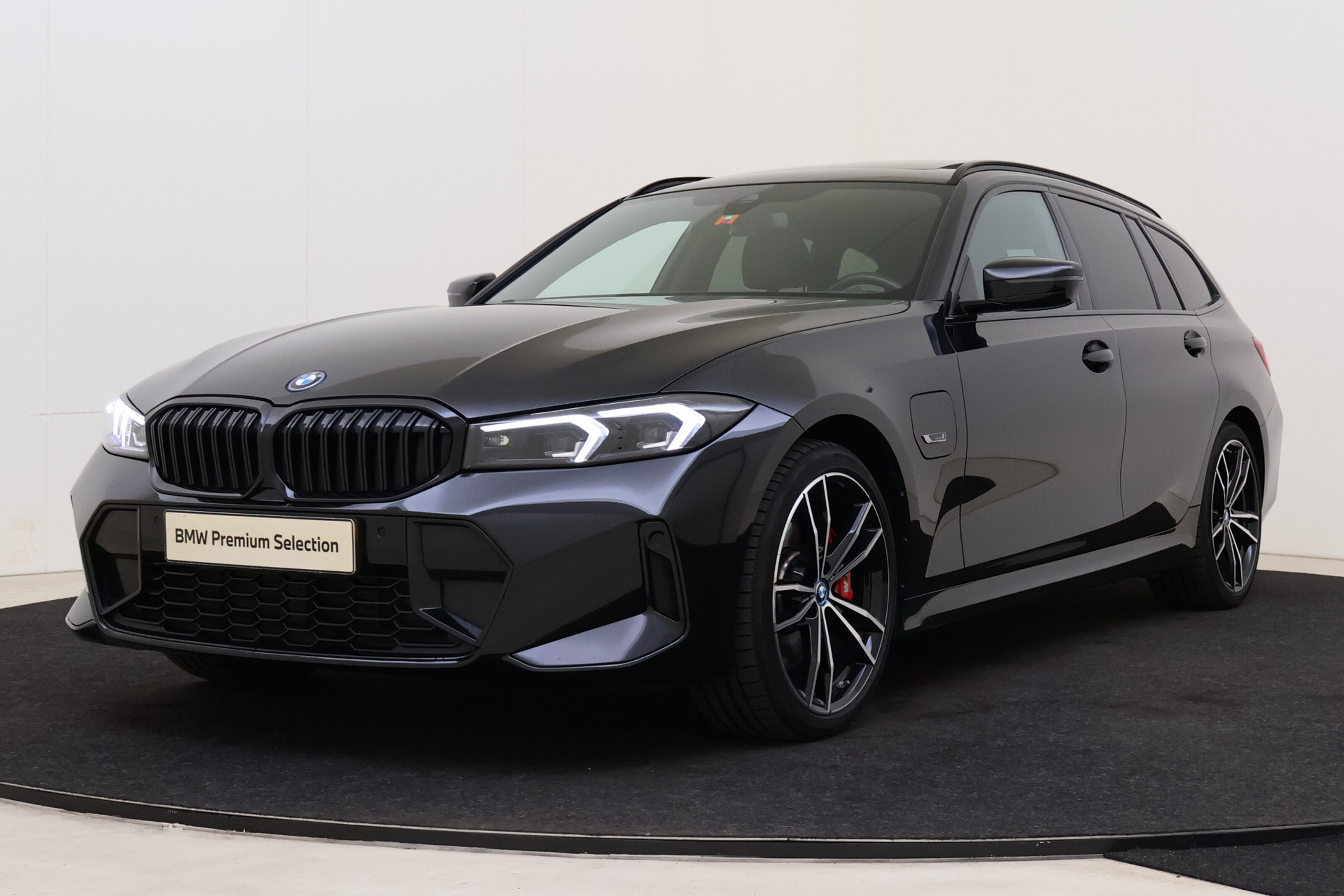 BMW 3 Serie Touring 320e M Sport Automaat