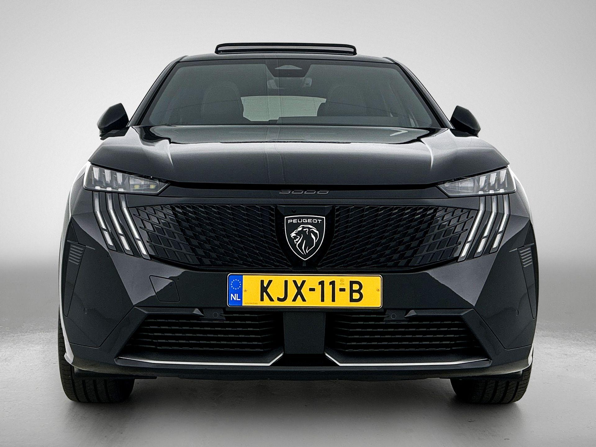 Peugeot e-3008