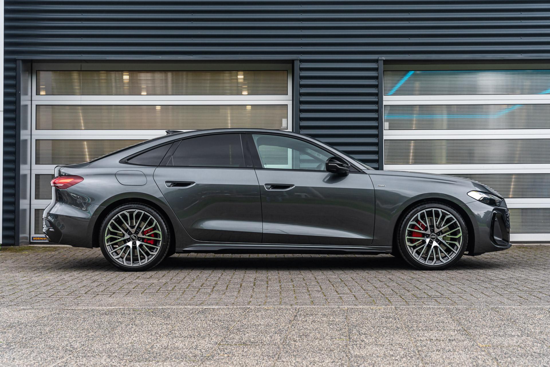 Audi A5 Limousine 2.0 e-hybrid 367pk quattro S edition Competition - Afbeelding 3