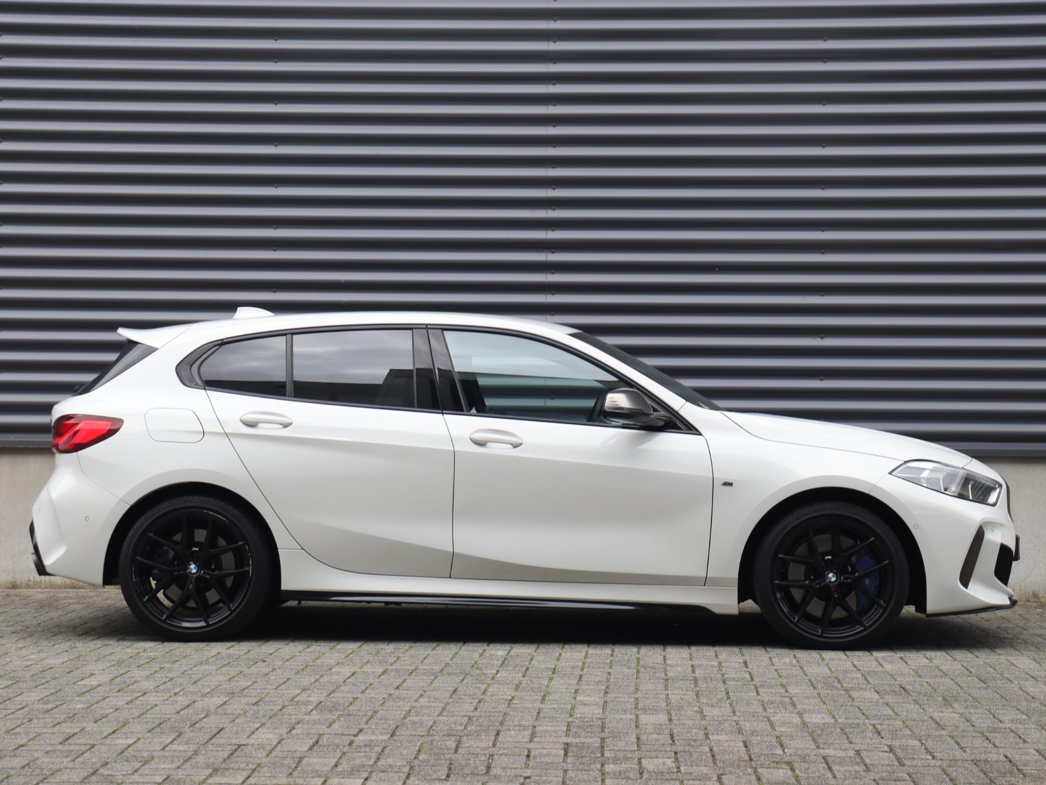 BMW 1-serie M135i xDrive - Afbeelding 5