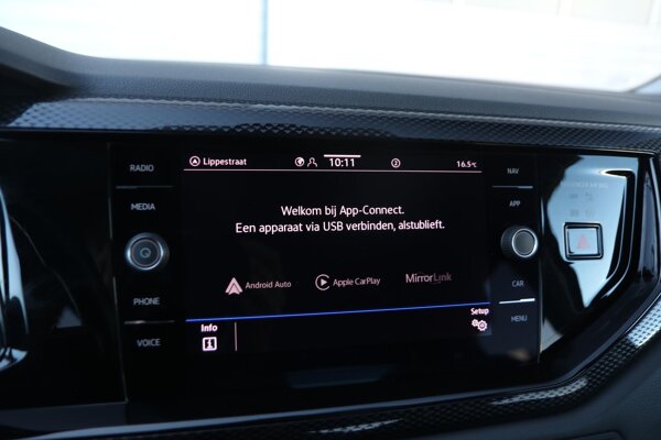 Apple Carplay/Android Auto