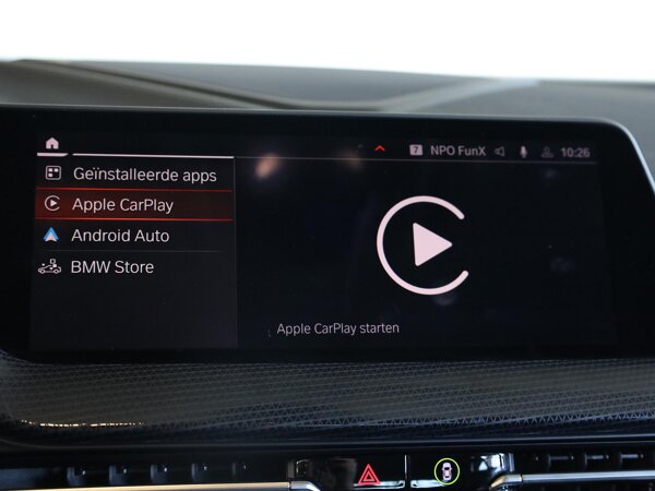 Apple Carplay/Android Auto Apple Carplay/Android Auto