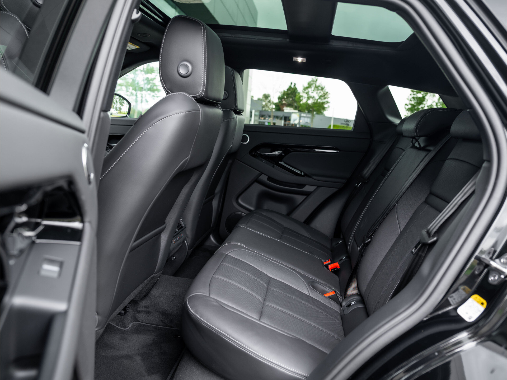 Land Rover Range Rover Evoque 1.5 P270e PHEV AWD Hoxton Edition - Afbeelding 5