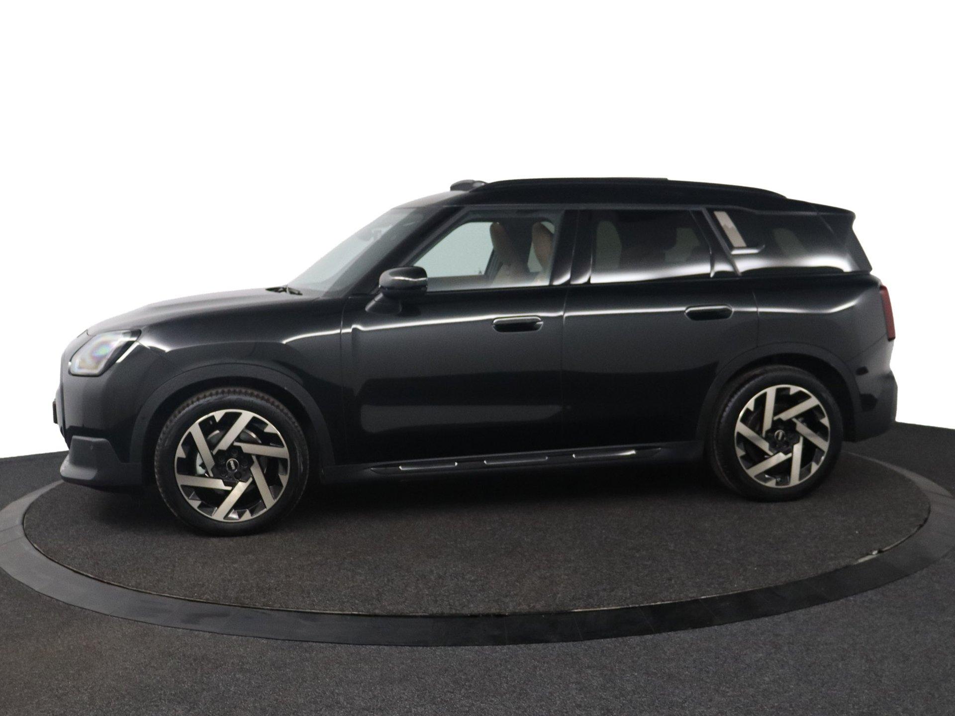 MINI Countryman E Favoured M 66.5 kWh - Afbeelding 3