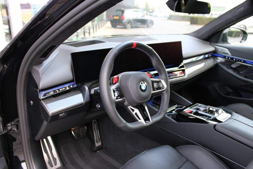 BMW M5 2