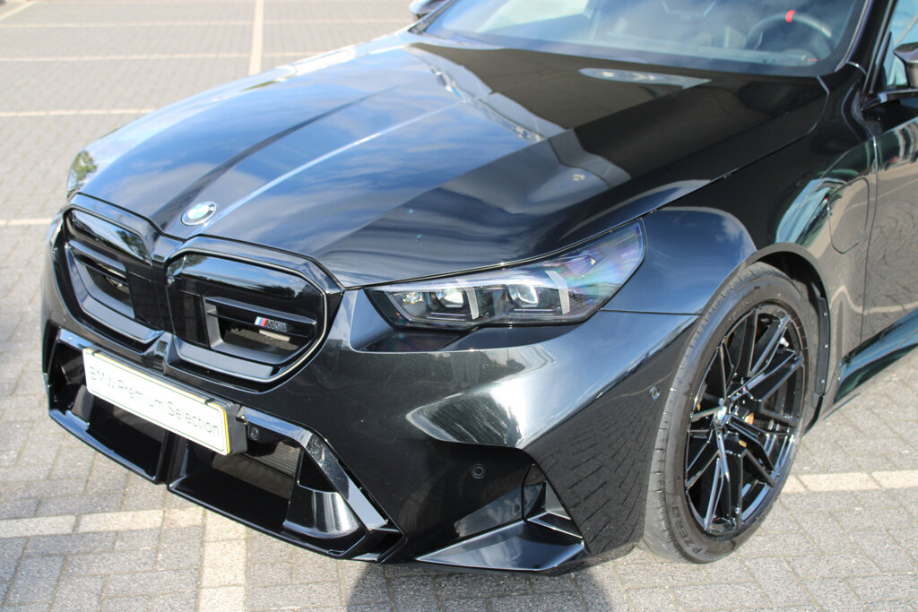 BMW M5 15