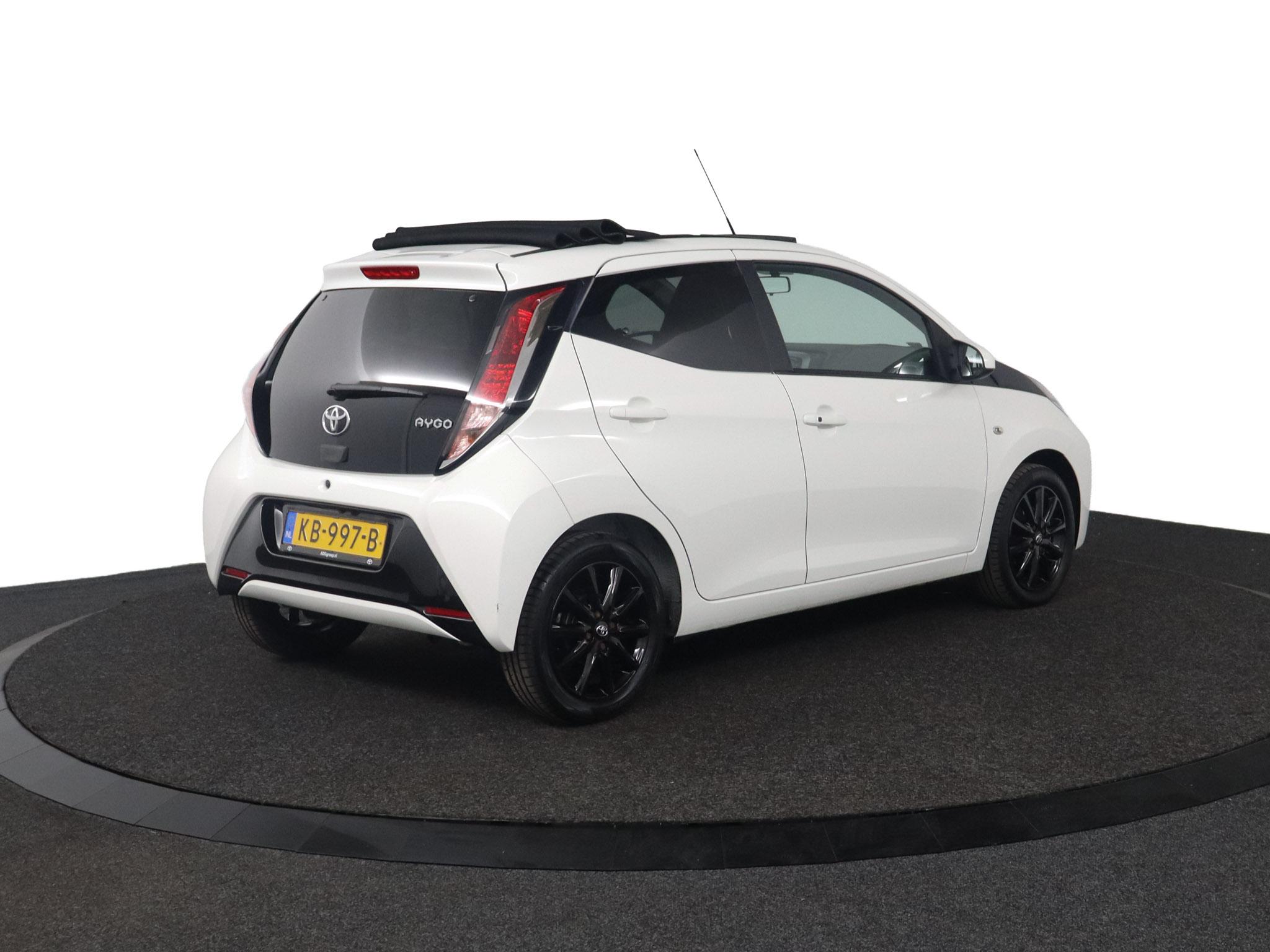 Toyota Aygo 1.0 VVT-i x-wave - Afbeelding 2