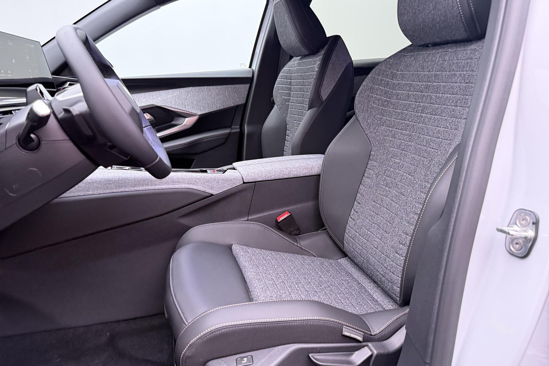 Peugeot e-3008 Allure 210 73 kWh - Afbeelding 5