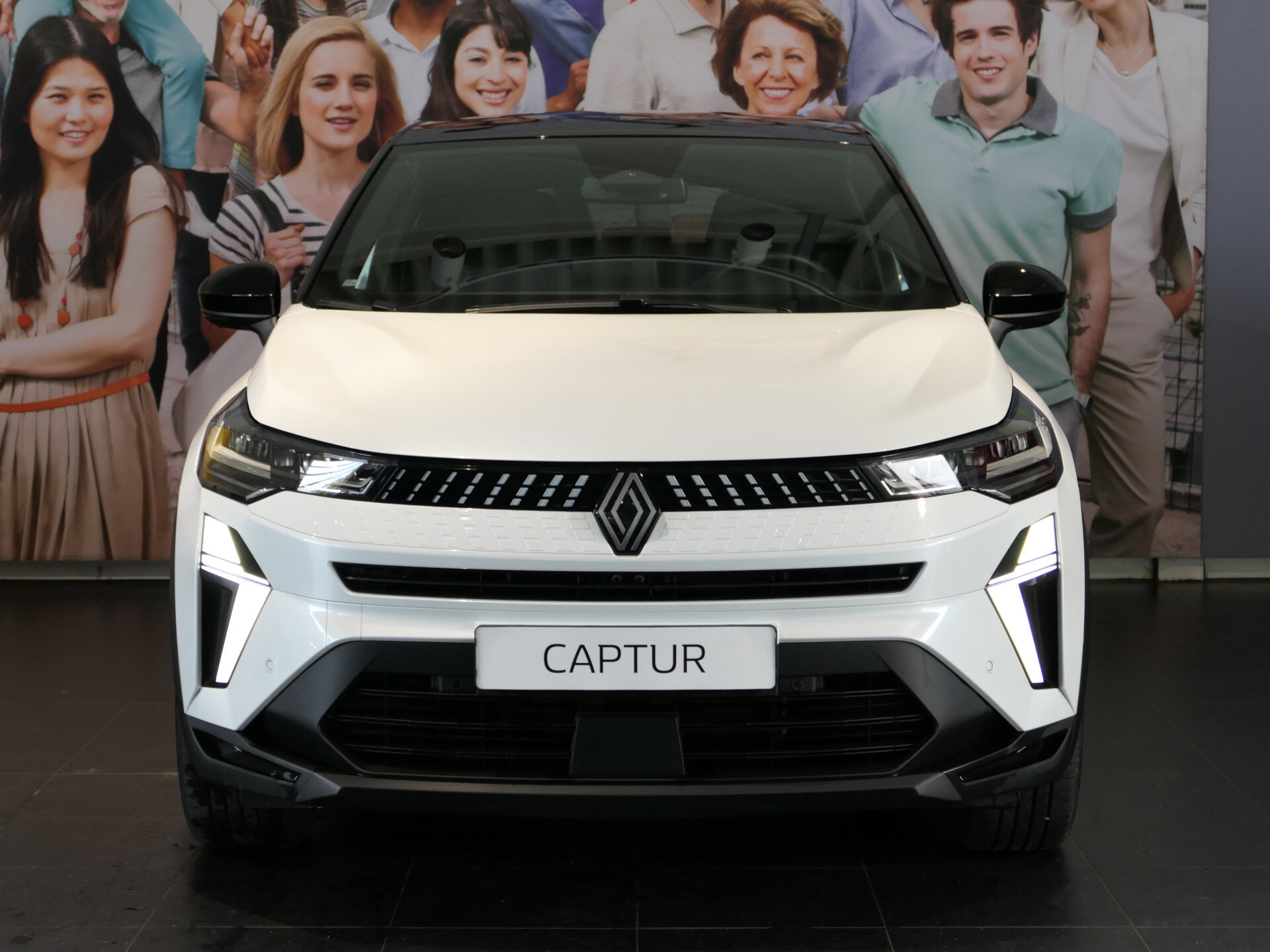 Renault Captur 1.8 E-Tech full hybrid 160 techno