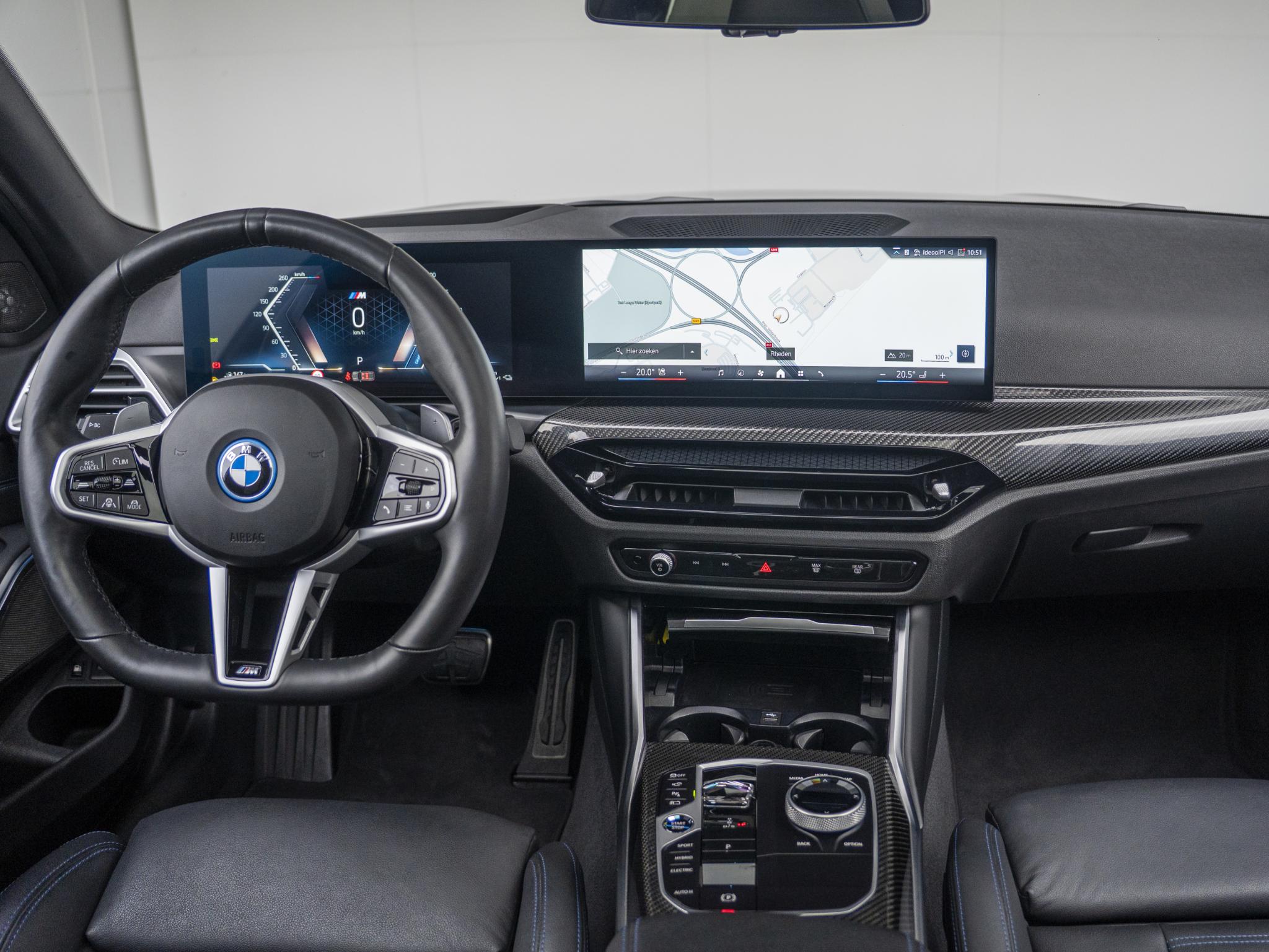 BMW 3 Serie 330e Touring - Afbeelding 4
