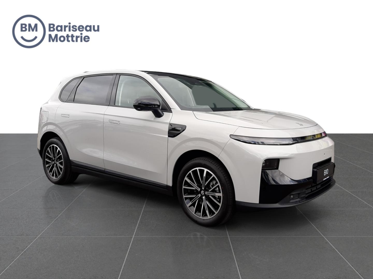 Leapmotor B10 hybrid ev design