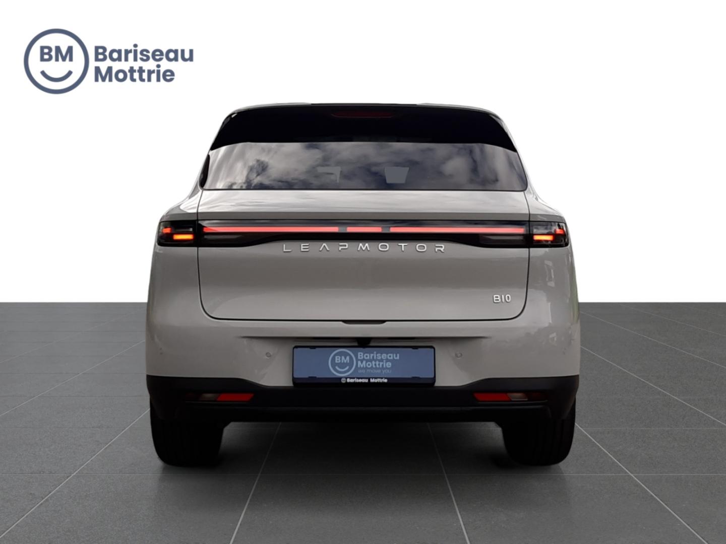 Leapmotor B10 hybrid ev design - Afbeelding 5