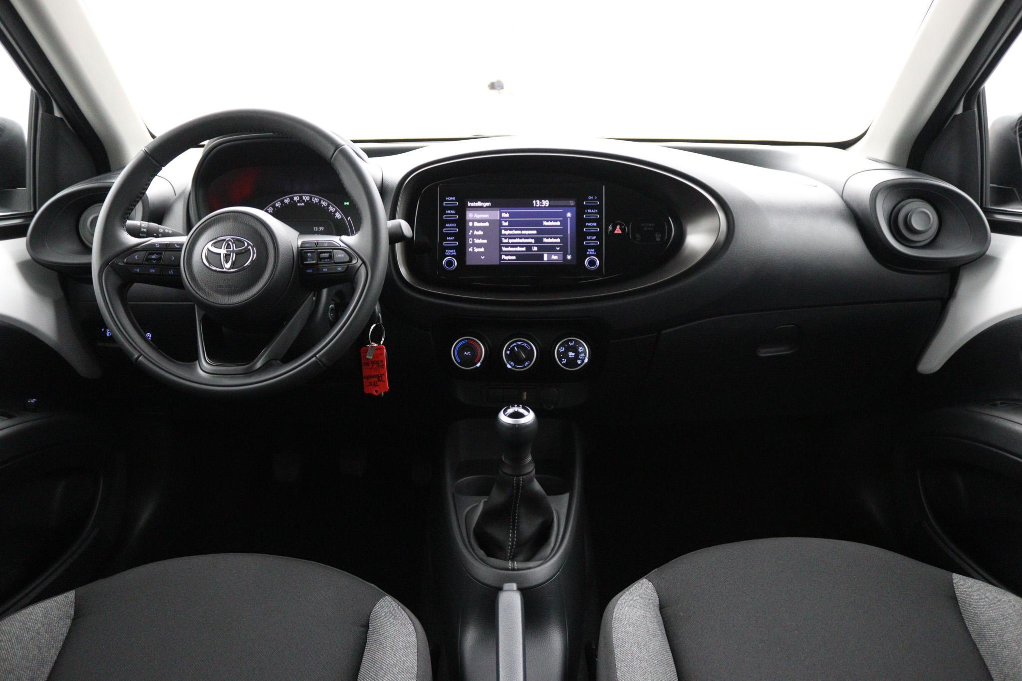 Toyota Aygo X 1.0 VVT-i MT Play - Afbeelding 4