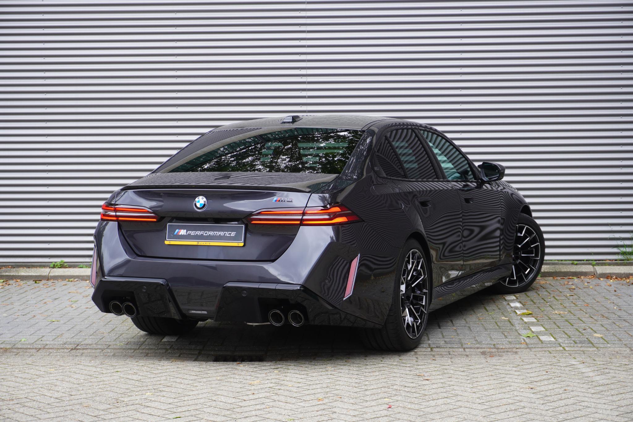 BMW 5 Serie Sedan M5 - Afbeelding 2